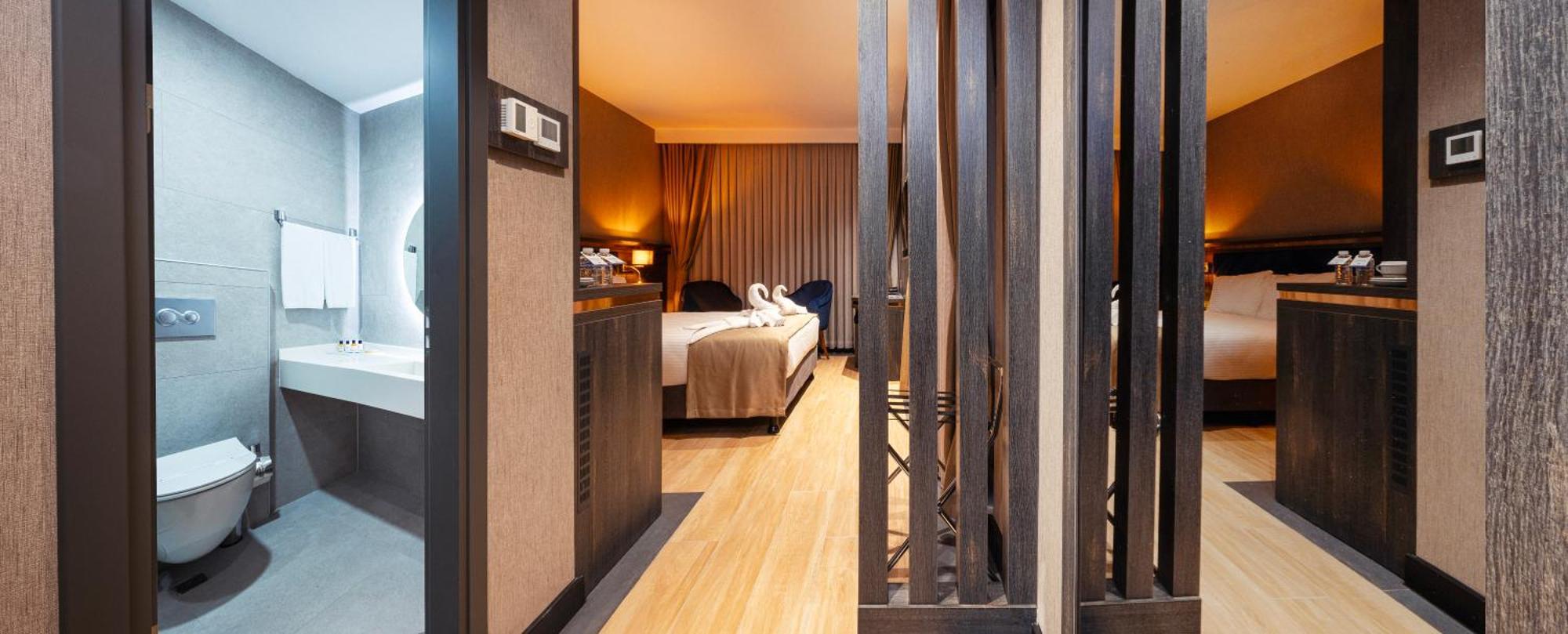 Westdoor 4*